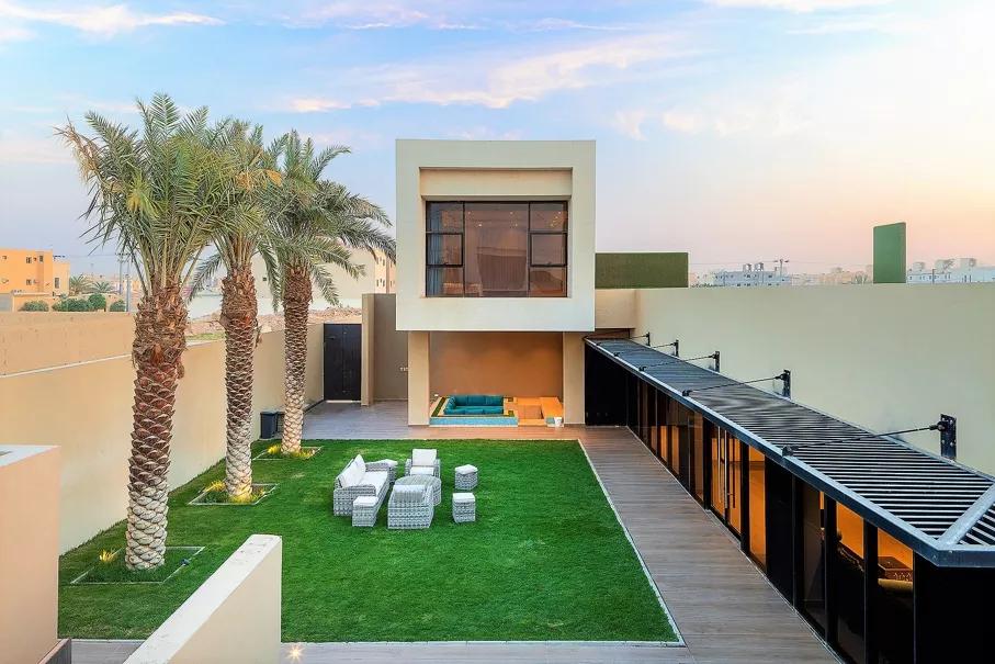 تيل طبيعي لحدائق الفلل بتصميم فاخر